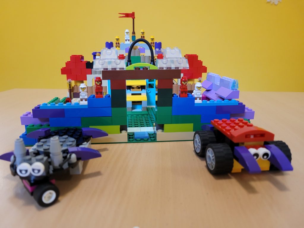 Entstandes Werk einer Schülerin in der Lego-AG